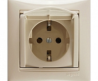 Valena Розетка 1-ная с/з с крышкой сл кость 774322