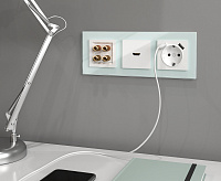 Веркель Рамка на 3 поста (мокко/стекло) WL01-Frame-03