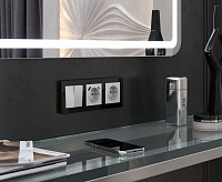 Веркель Рамка на 3 поста (черный Acrylic) W0032708