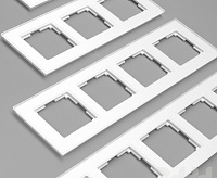 Веркель Рамка на 3 поста (белый матовый/стекло) WL01-Frame-03