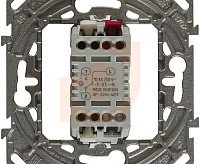 UNICA Переключатель 1-кл проходной с подсветкой бел MGU5.203.18NZD