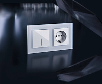 Веркель Рамка на 2 пост (мокко/стекло) WL01-Frame-02