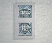 SENDA Переключатель 1-кл перекрестный проходной с син. подсветкой бел SDN1500121