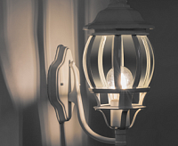 Светильник садово-парковый 100W E27 белый 8102