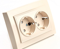 Эрна Розетка 2-ая с/з в сборе слоновая кость PST16-9014-02