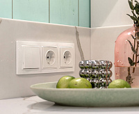 Веркель Выключатель 2-кл (белый) WL01-SW-2G / W1120001