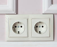 Веркель Розетка 1-ая с/з и шторками (слоновая кость) WL03-SKG-01-IP20-ivory / W1171103