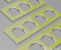 Веркель Рамка на 3 поста (фисташковый/стекло) W0031116