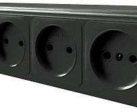 Брест Розетка 4-ая б/з белый PST16-60-20