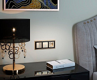 Веркель Рамка на 3 поста (золото/черный) WL17-frame-03