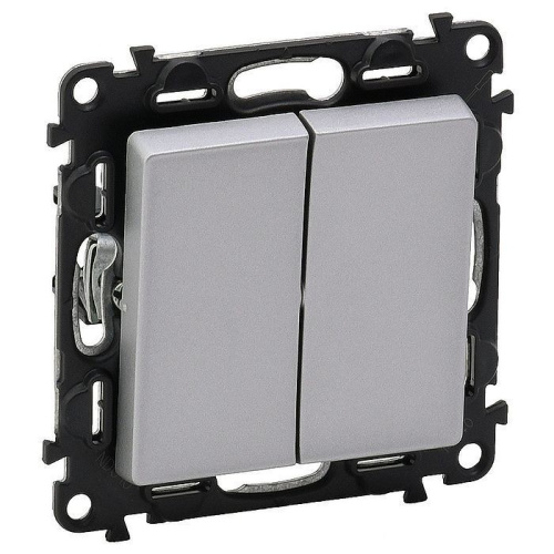 Valena LIFE Переключатель 2-кл с лиц панелью безвинт зажимы алюм 752608 сн/пр