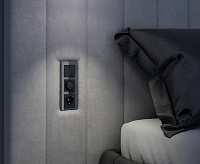 Веркель Рамка на 3 поста (графит/стекло) W0032440