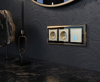 Веркель Рамка на 3 поста (золото/черный) WL17-frame-03